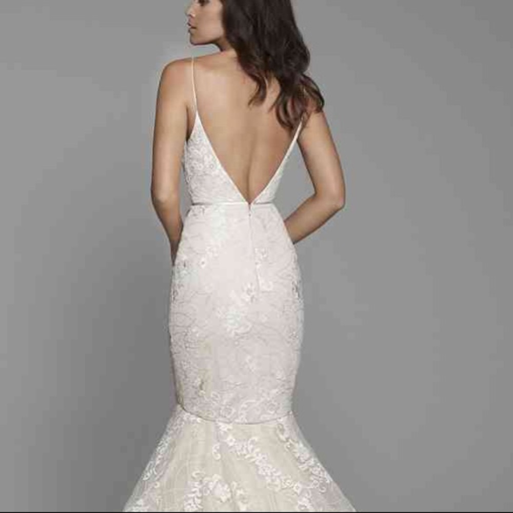 Tara Keely Dress - Picture 5 of 10